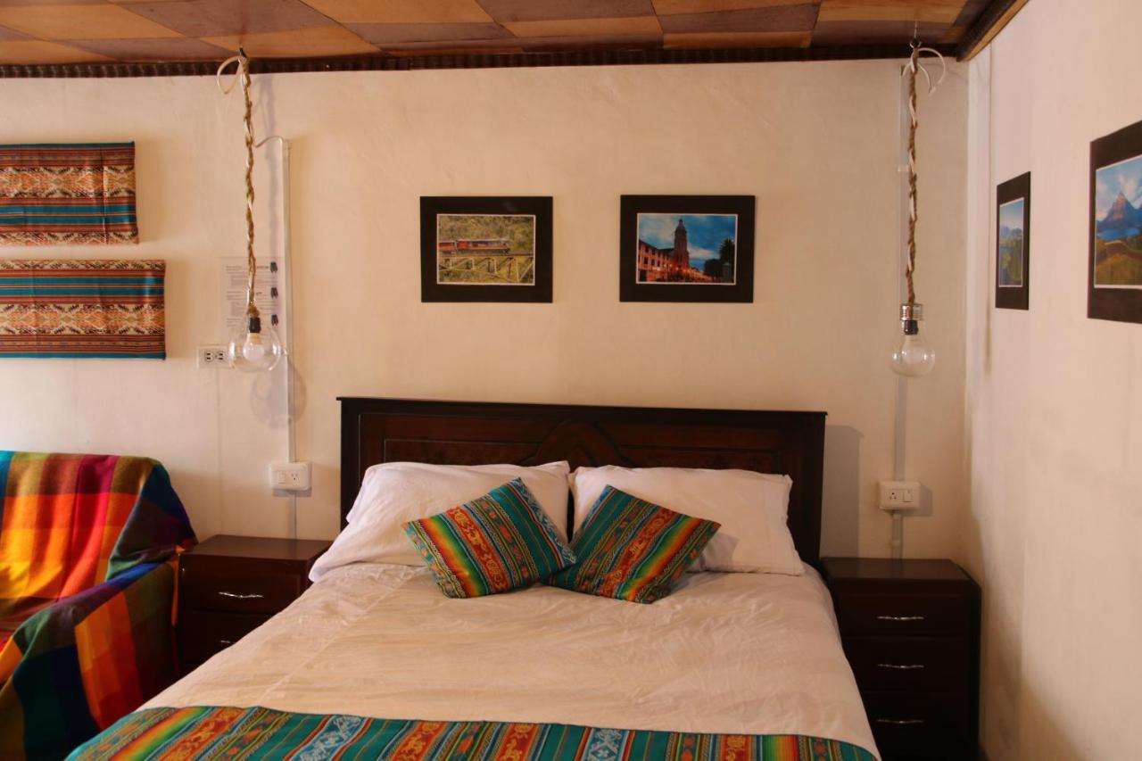 Hospedaje Los Ponchos Otavalo Eksteriør bilde